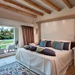 Village 5* Santa Margherita di Pula