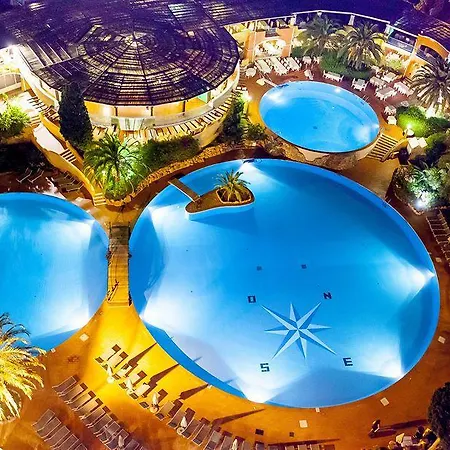 Hotel Village
