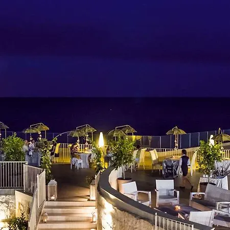 Hotel Village Resort-le Dune 5*